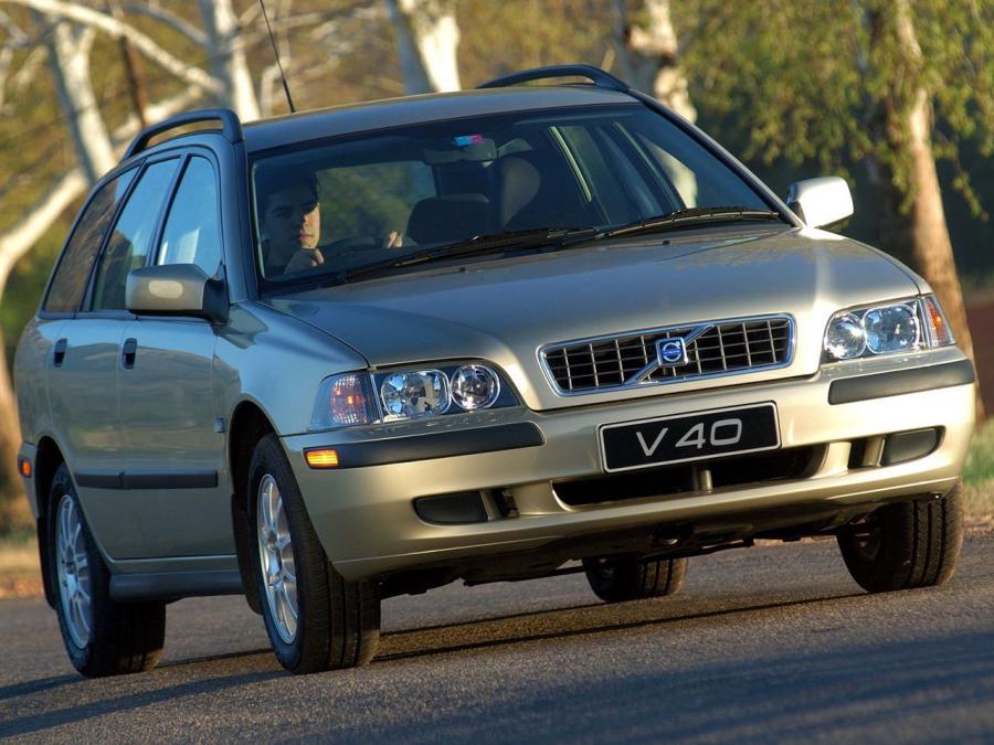  Volvo V40 2002 года  (ZA) (фото 4 из 4)